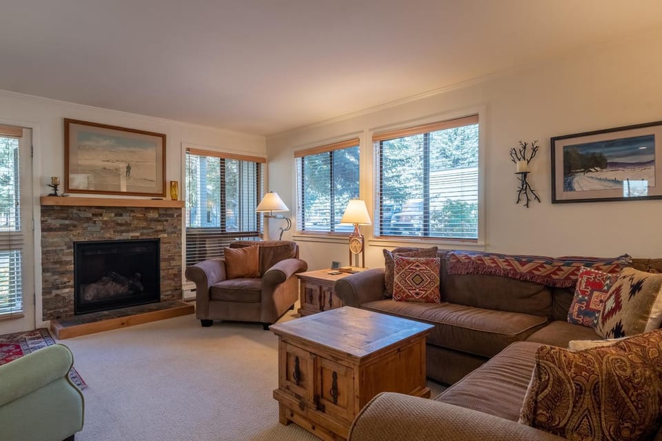 Cottonwood Condo 1448 House in Ketchum