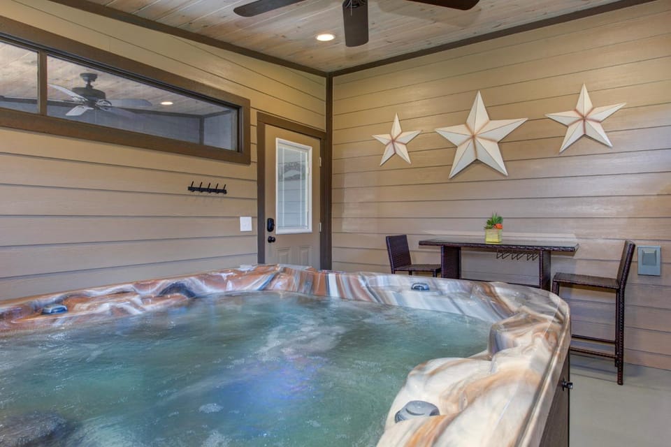 Destination Dolly By Stony Brook Cabins Cabin in Pigeon Forge