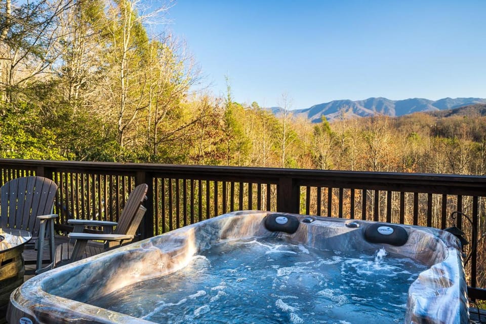 Buckhorn Hideaway By Stony Brook Cabins Cabin in Gatlinburg