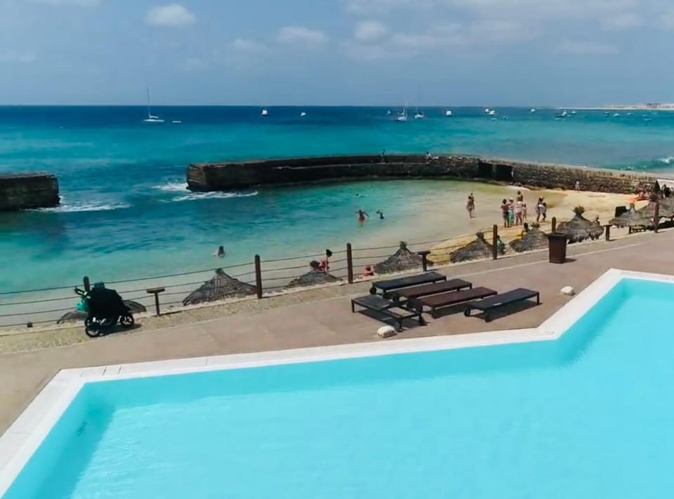 Beach, Swimming pool