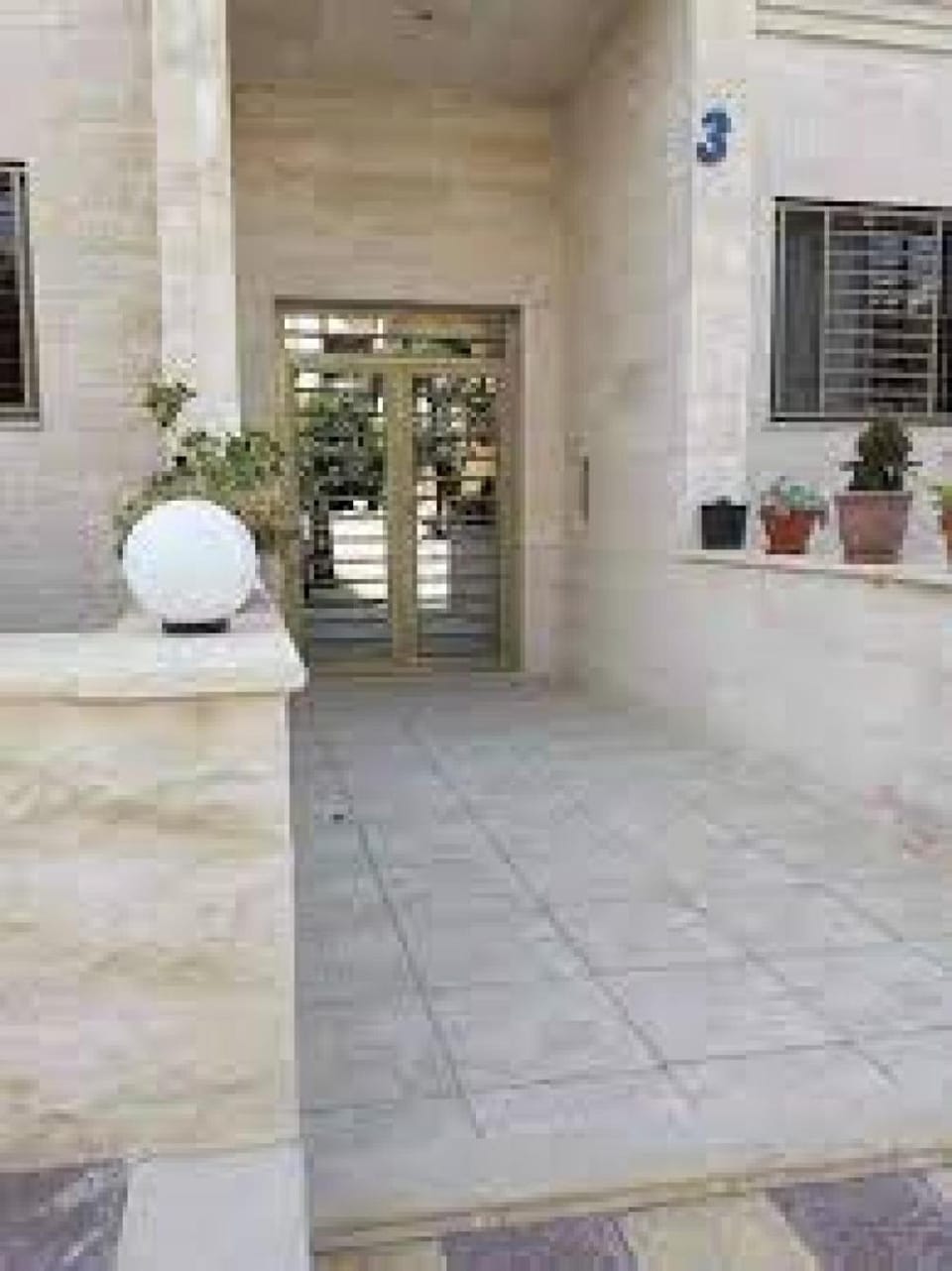 lomez House Bed and Breakfast in Africa