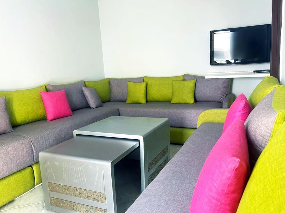 TV and multimedia, Living room, Bedroom