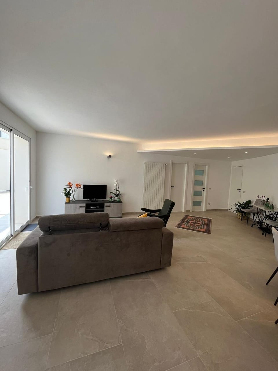 TV and multimedia, Living room, Seating area
