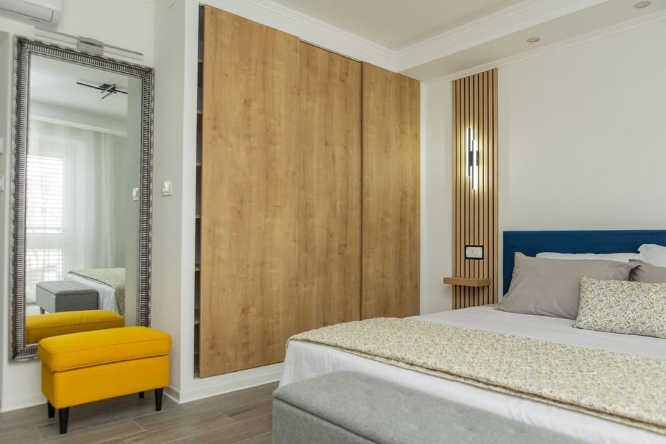 Bed, Bedroom, wardrobe