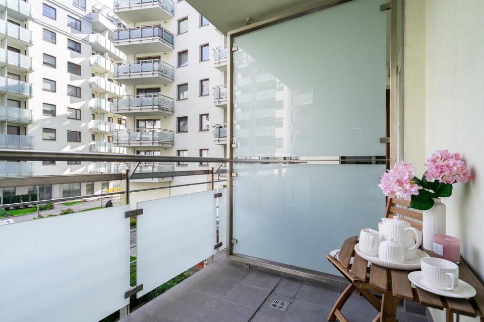 Property building, Patio, Day, View (from property/room), Balcony/Terrace, Dining area, Pool view, Swimming pool