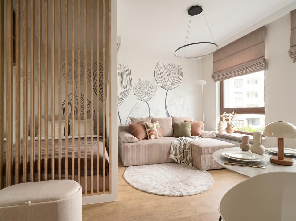 Bed, Living room, Photo of the whole room, Seating area, Bedroom