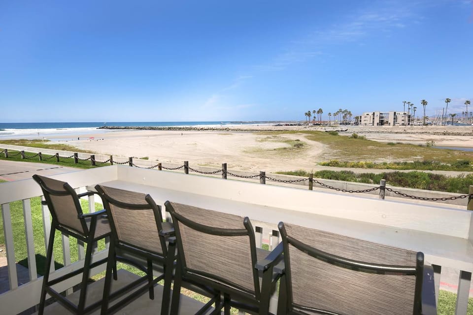 F4 - Beach Paradise House in Oceanside