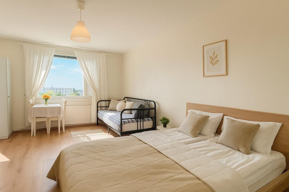 Bed, Living room, Bedroom