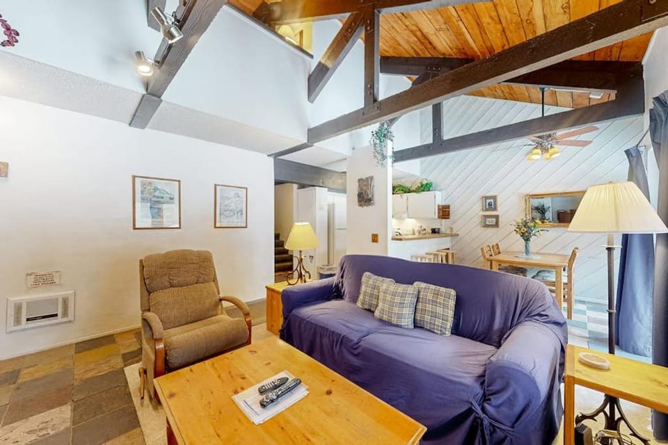 Bigwood 54 K Apartment in Mammoth Lakes