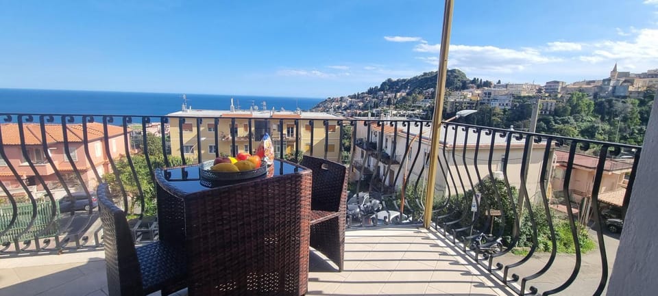 Nearby landmark, Day, View (from property/room), Balcony/Terrace, Sea view