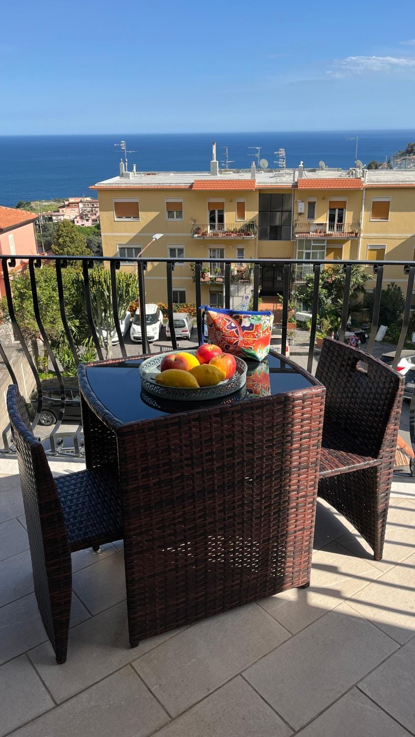 Day, View (from property/room), Balcony/Terrace, Sea view