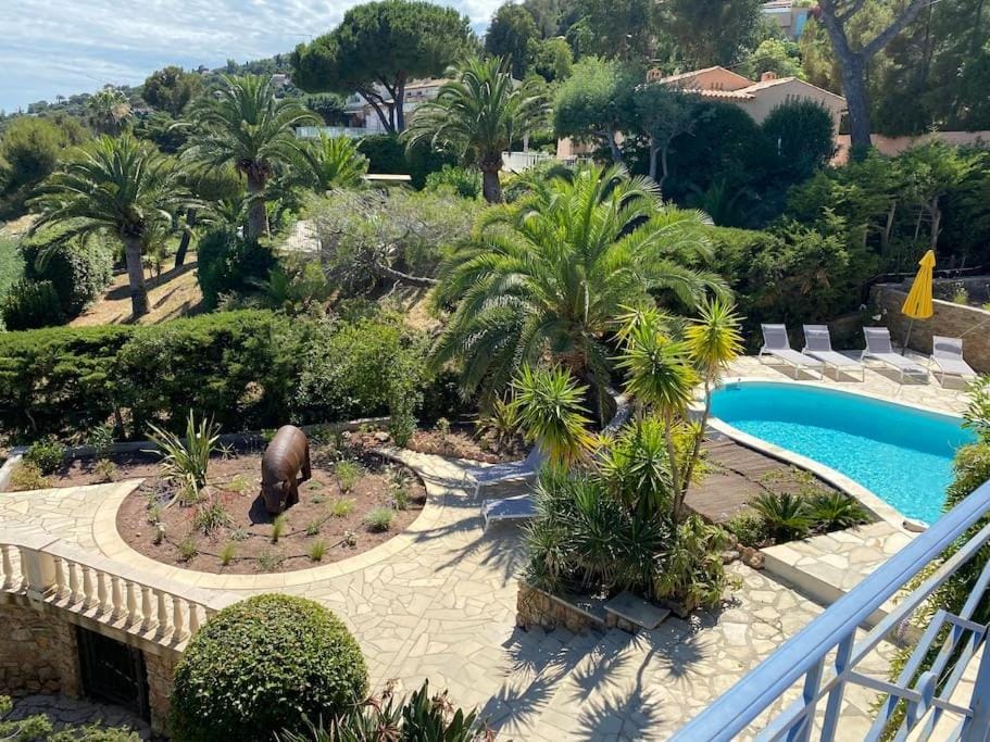 VILLA 4 Étoiles , Lou Mistralou , Mer à 400 metres, été du Dimanche au Dimanche Villa in Roquebrune-sur-Argens