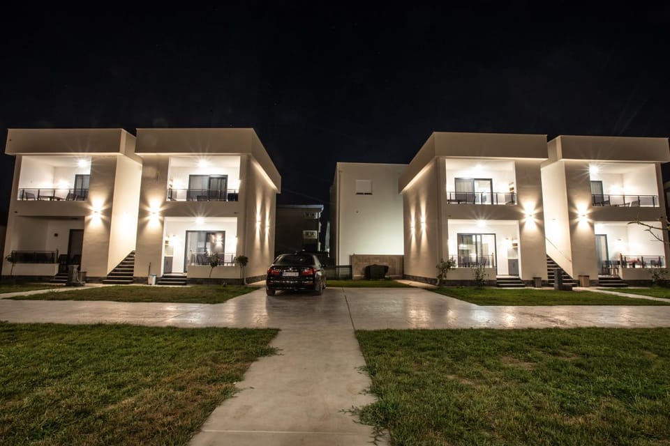 Property building, Night, Garden, Garden view, Location, Parking