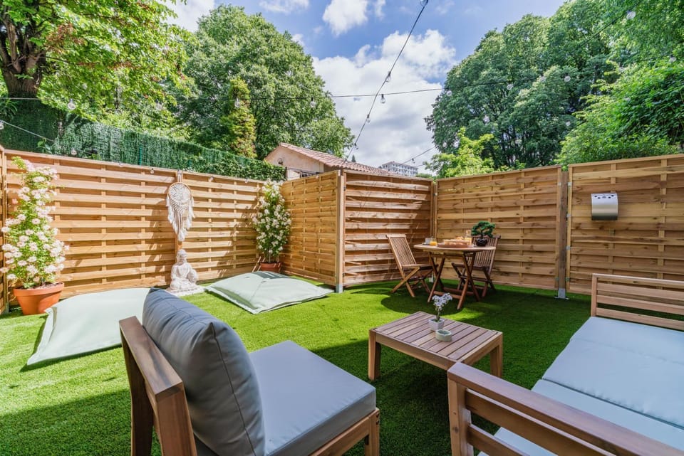 Patio, Patio, Garden view, Garden view