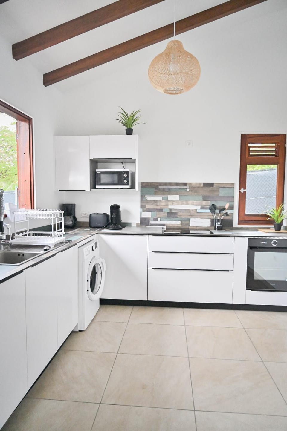 dishwasher, stove, toaster, washing machine