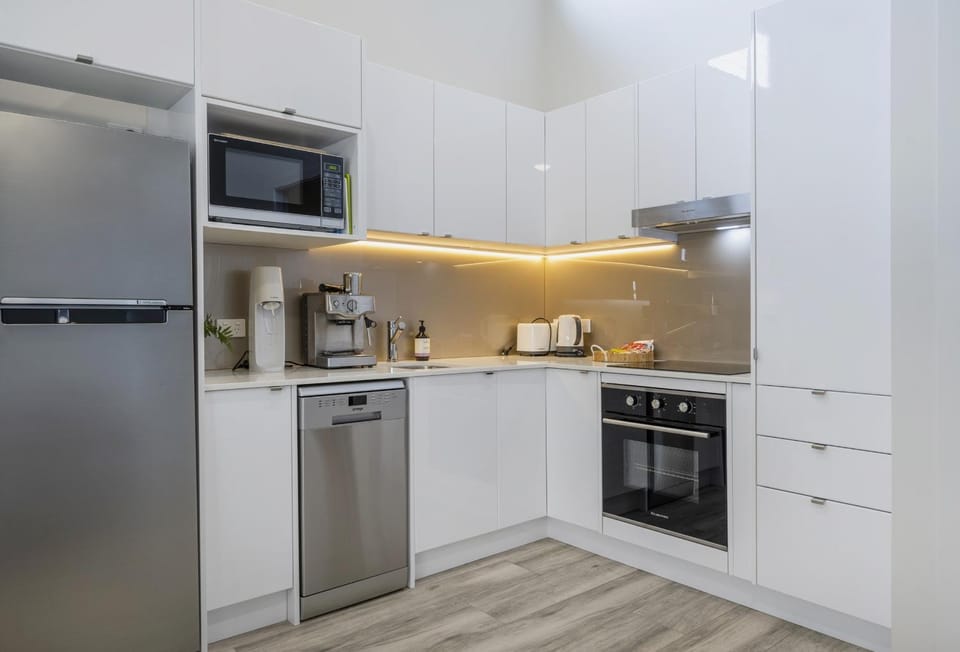 Coffee/tea facilities, Kitchen or kitchenette, dishwasher, oven, pet friendly, stove, toaster