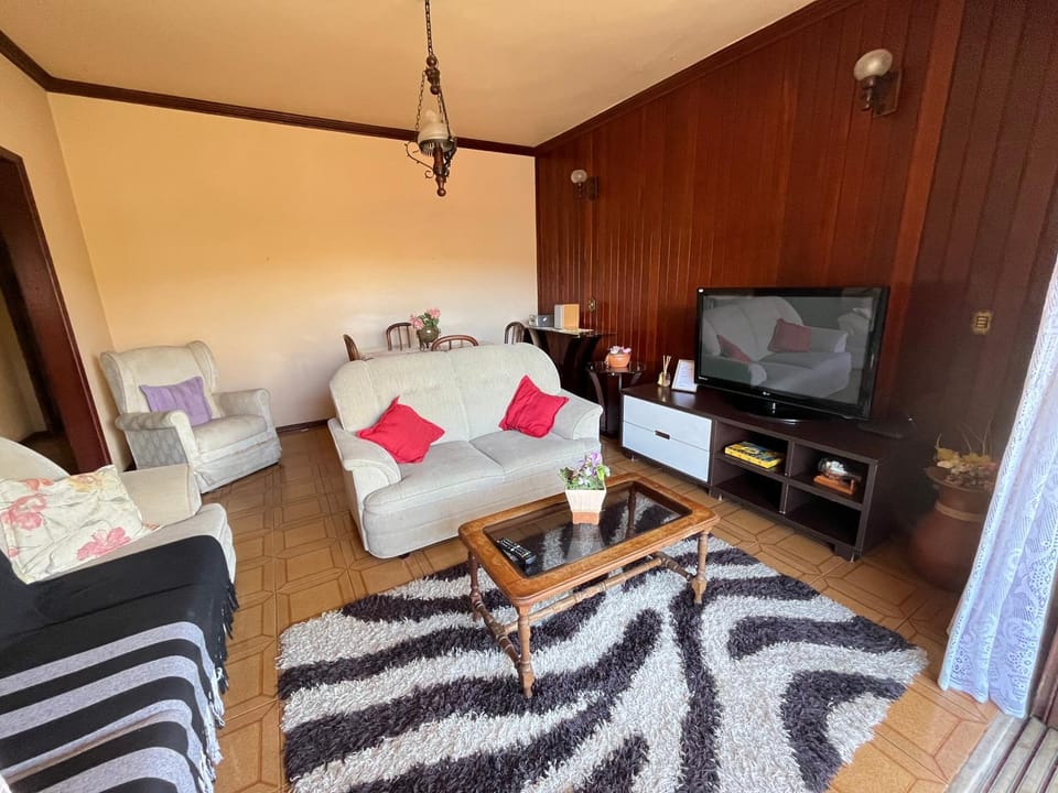 Communal lounge/ TV room, Living room, Seating area