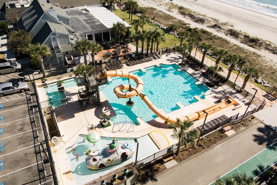Caribbean Resort, Unit 306, 3 Bedroom, 2 Bath, Direct Oceanfront Apartment hotel in Myrtle Beach