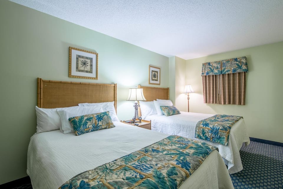 Caribbean Resort, Unit 306, 3 Bedroom, 2 Bath, Direct Oceanfront Apartment hotel in Myrtle Beach