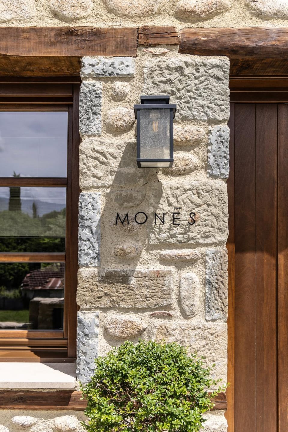 Property logo or sign