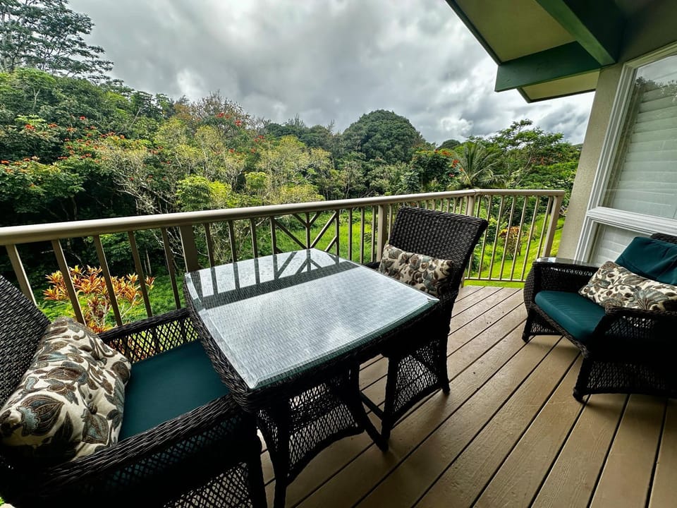 VOK29 Hawaiiana 3br 3ba Villa of Kamalii, AC, Pool Villa in Puupehu