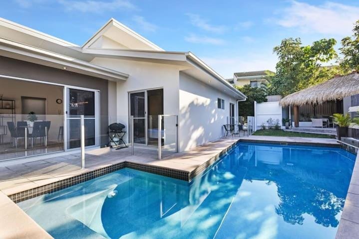 TWELVE at 12 Private Central Maroochydore House in Maroochydore
