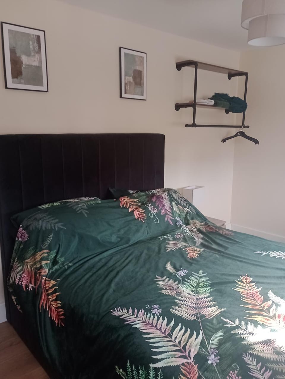 Upstairs at Pebble Point Bed and Breakfast in England