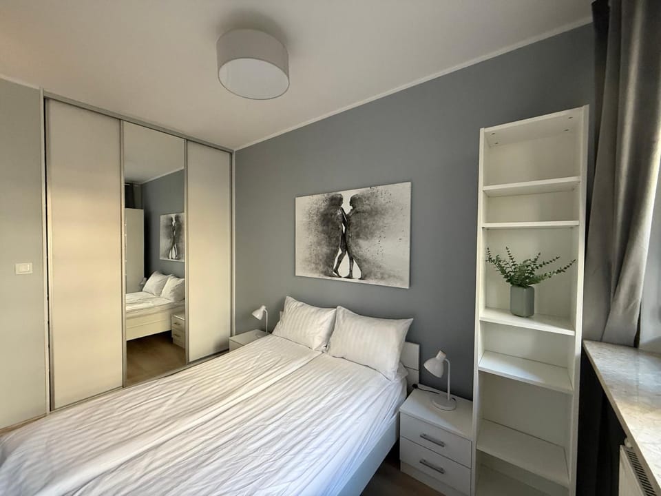 Cosy apartment near to the Chopin's airport Cybernetyki 2C Apartment in Warsaw