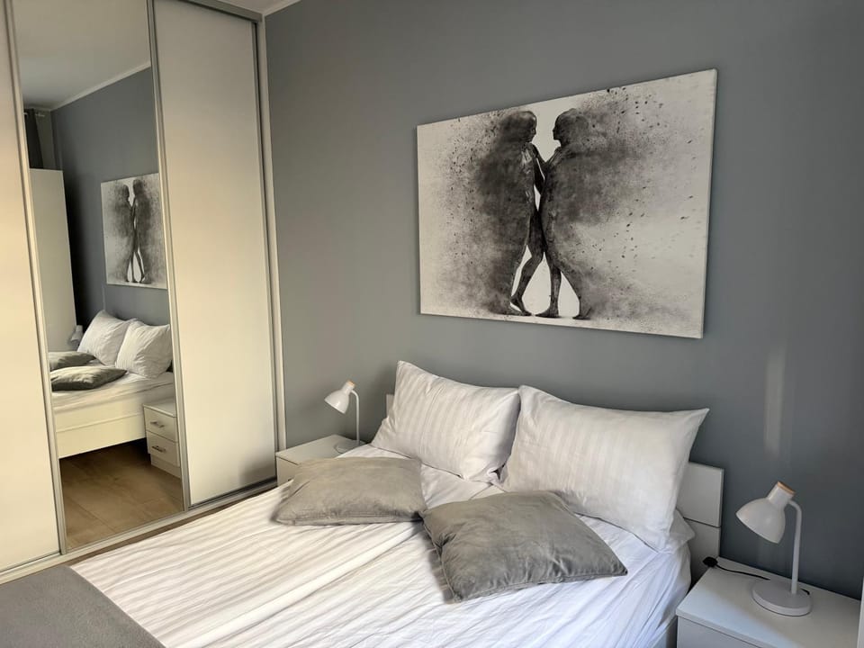 Cosy apartment near to the Chopin's airport Cybernetyki 2C Apartment in Warsaw