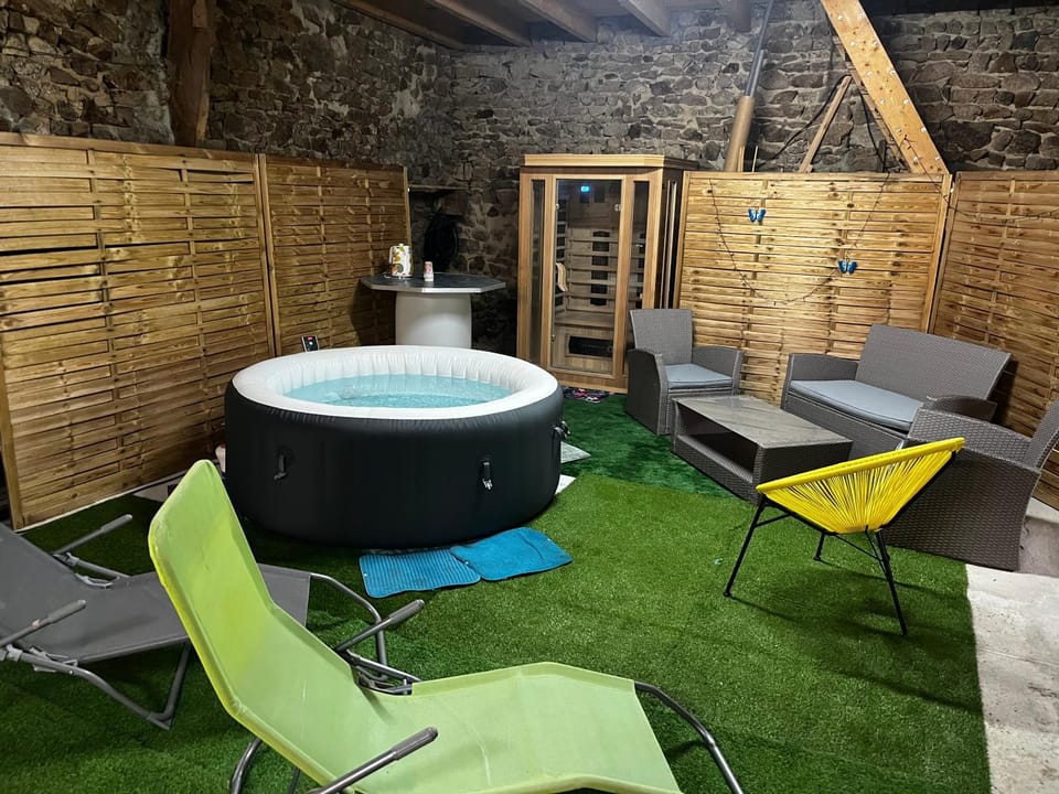 Hot Tub