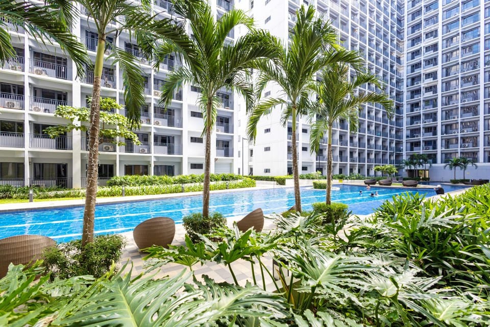 Swimming pool, Swimming pool, sunbed