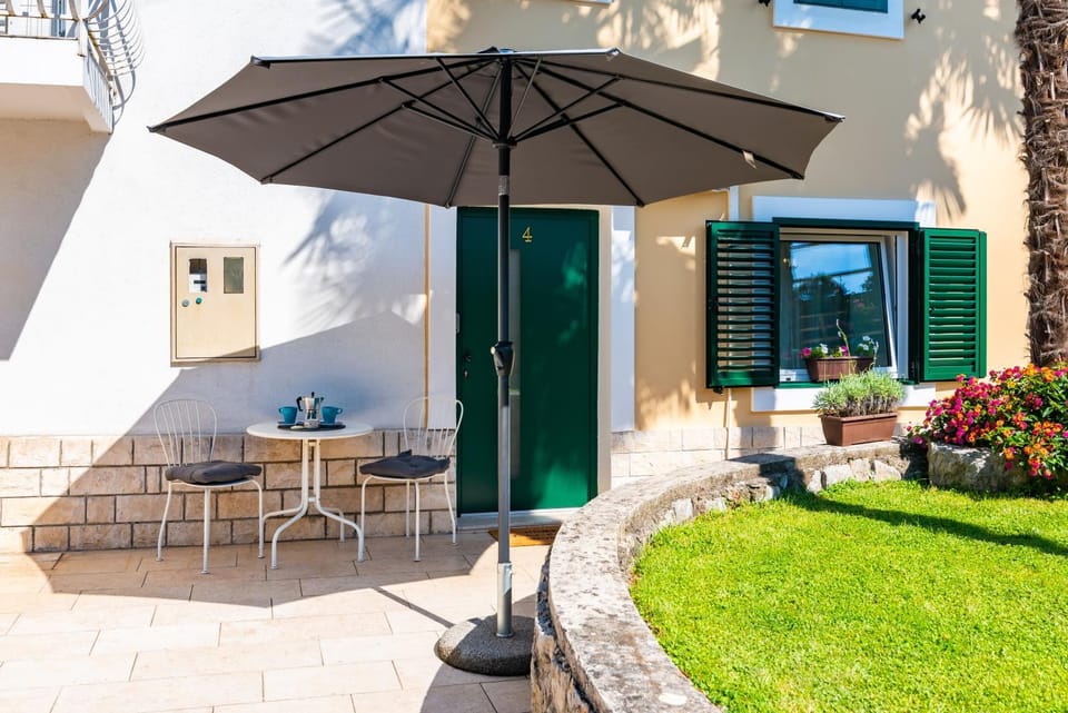 Property building, Garden