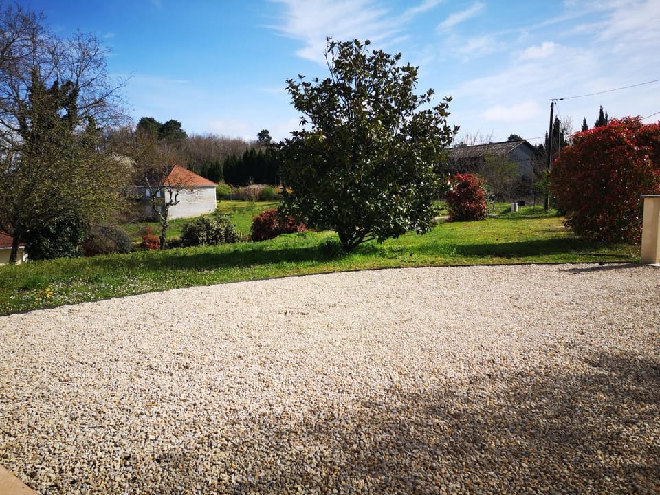 Garden, Garden view, Parking