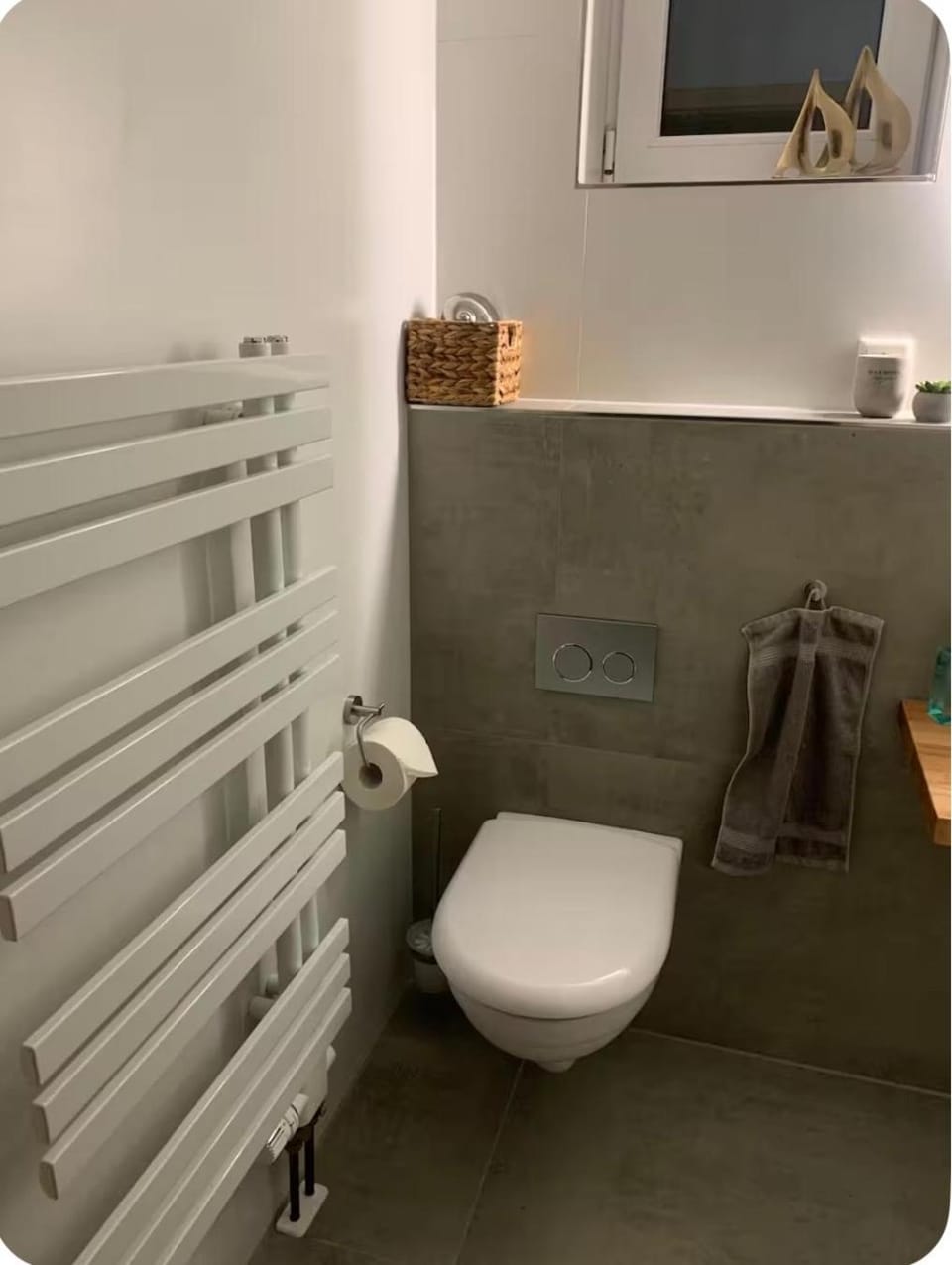 Souterrain Appartment, eigene Dusche u WC Vacation rental in Detmold