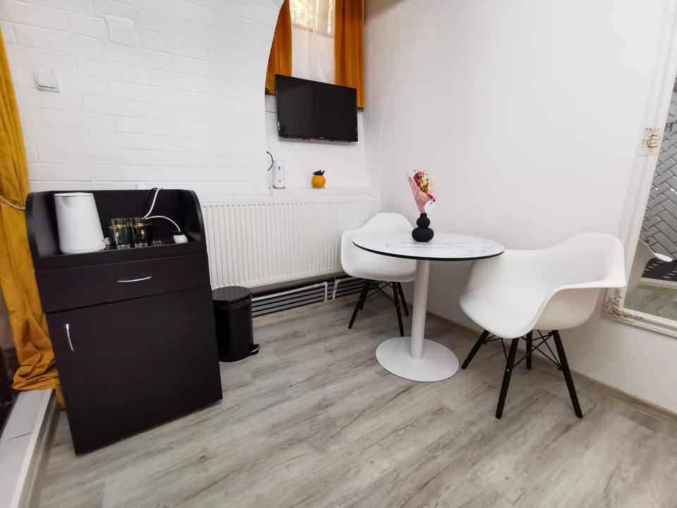 Portos Boutique in Old Town Center Apartment in Brasov