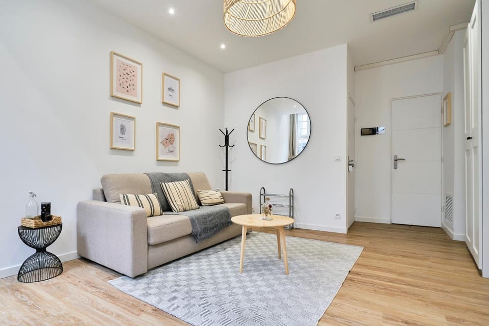Living room, Seating area, wardrobe
