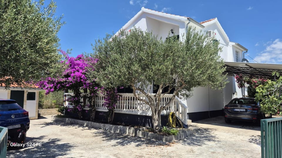 Holiday House Harmony Apartment in Šibenik-Knin County, Croatia