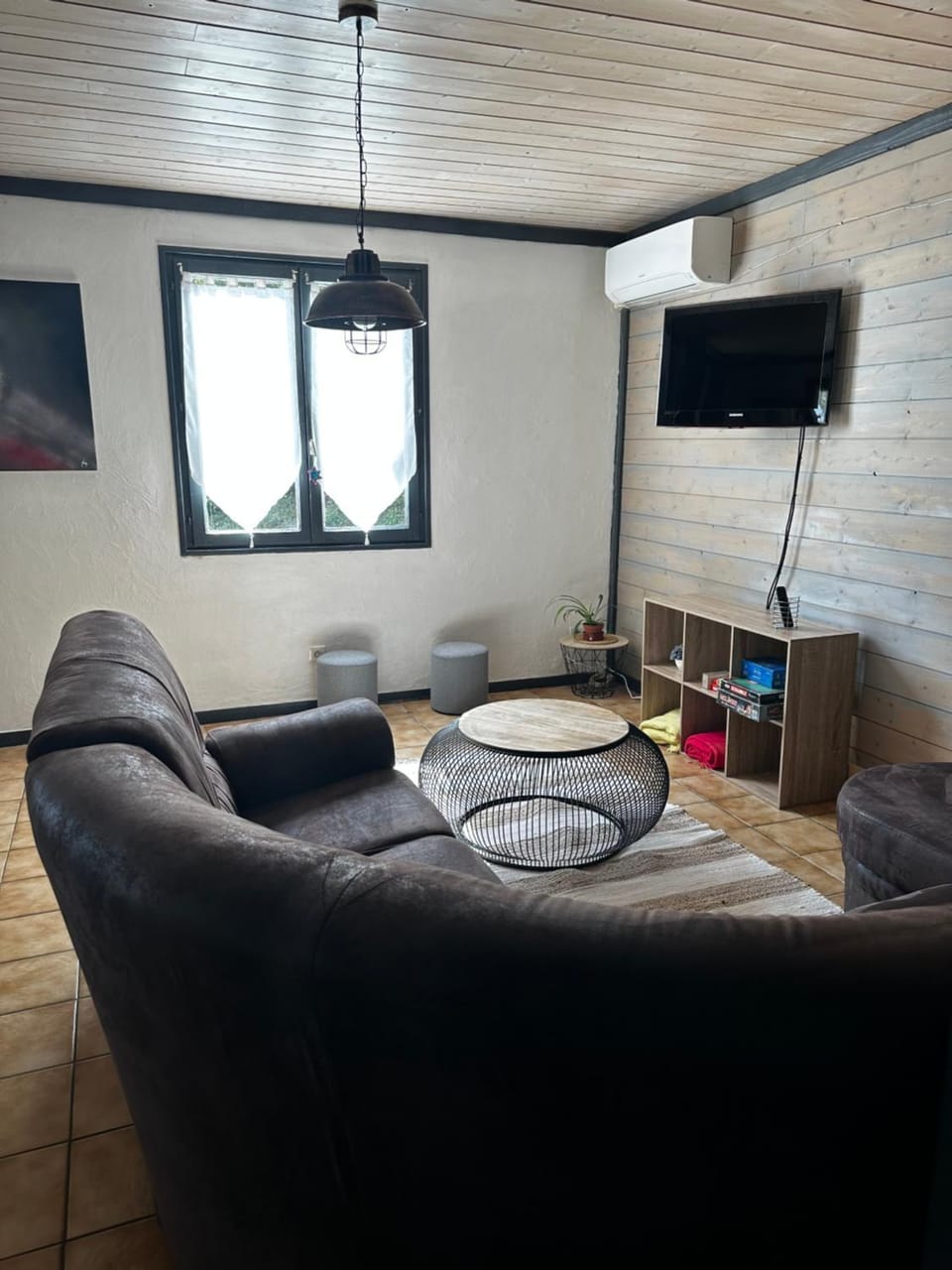 Communal lounge/ TV room, Living room, Seating area