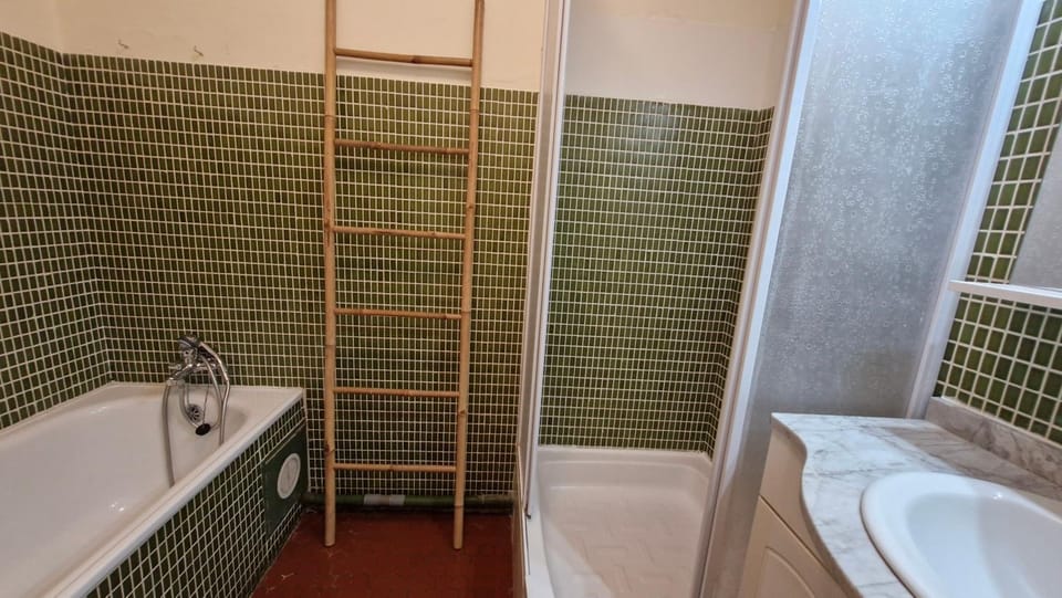 Shower, Bathroom, Bath