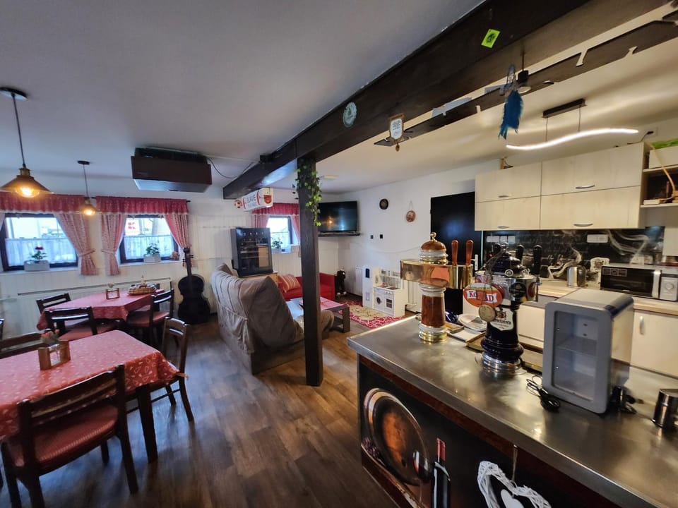 Coffee/tea facilities, Living room, Lounge or bar, Banquet/Function facilities