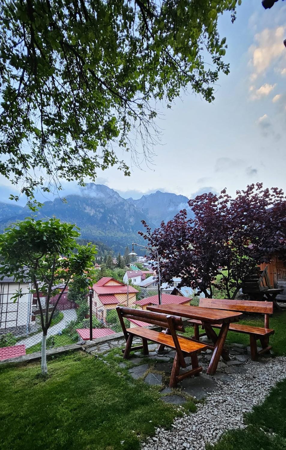 Natural landscape, Garden, Dining area, Garden view, Mountain view