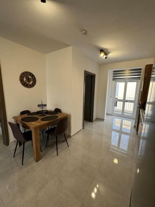 Moonlight Penthouse in Gzira Apartment in Sliema