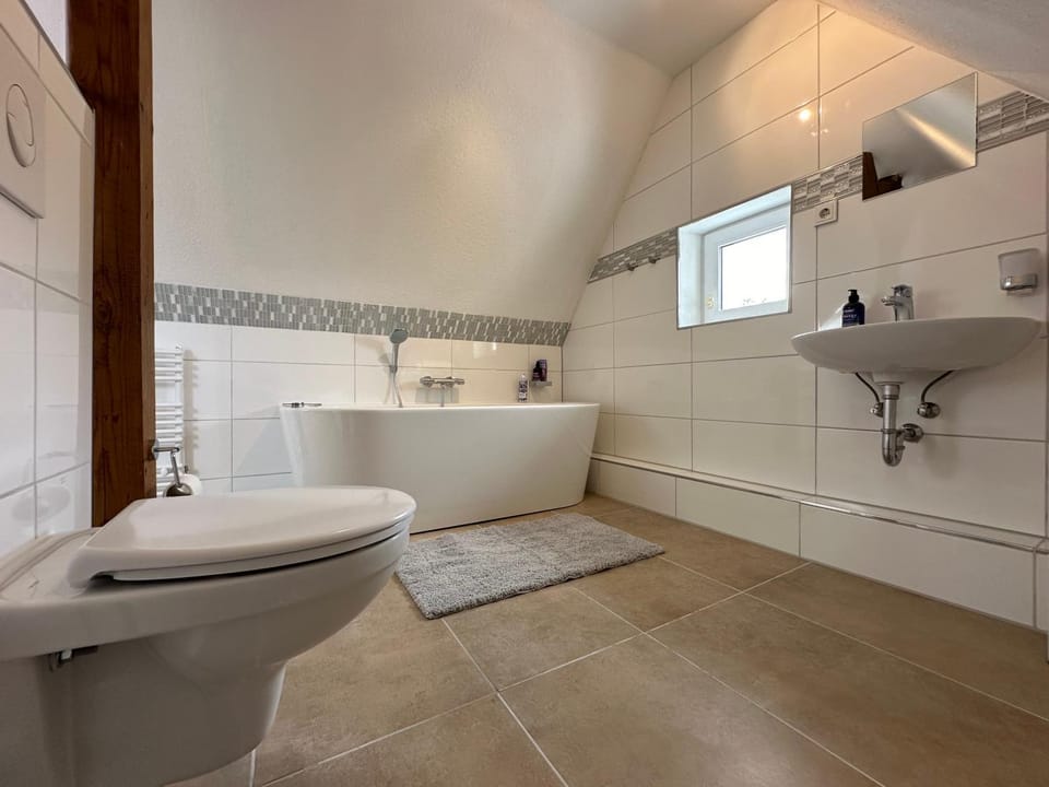 Toilet, Bathroom, Bath