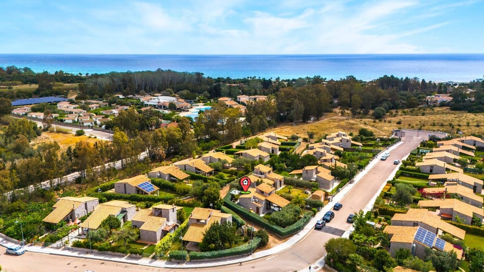 Neighbourhood, Natural landscape, Bird's eye view, Location