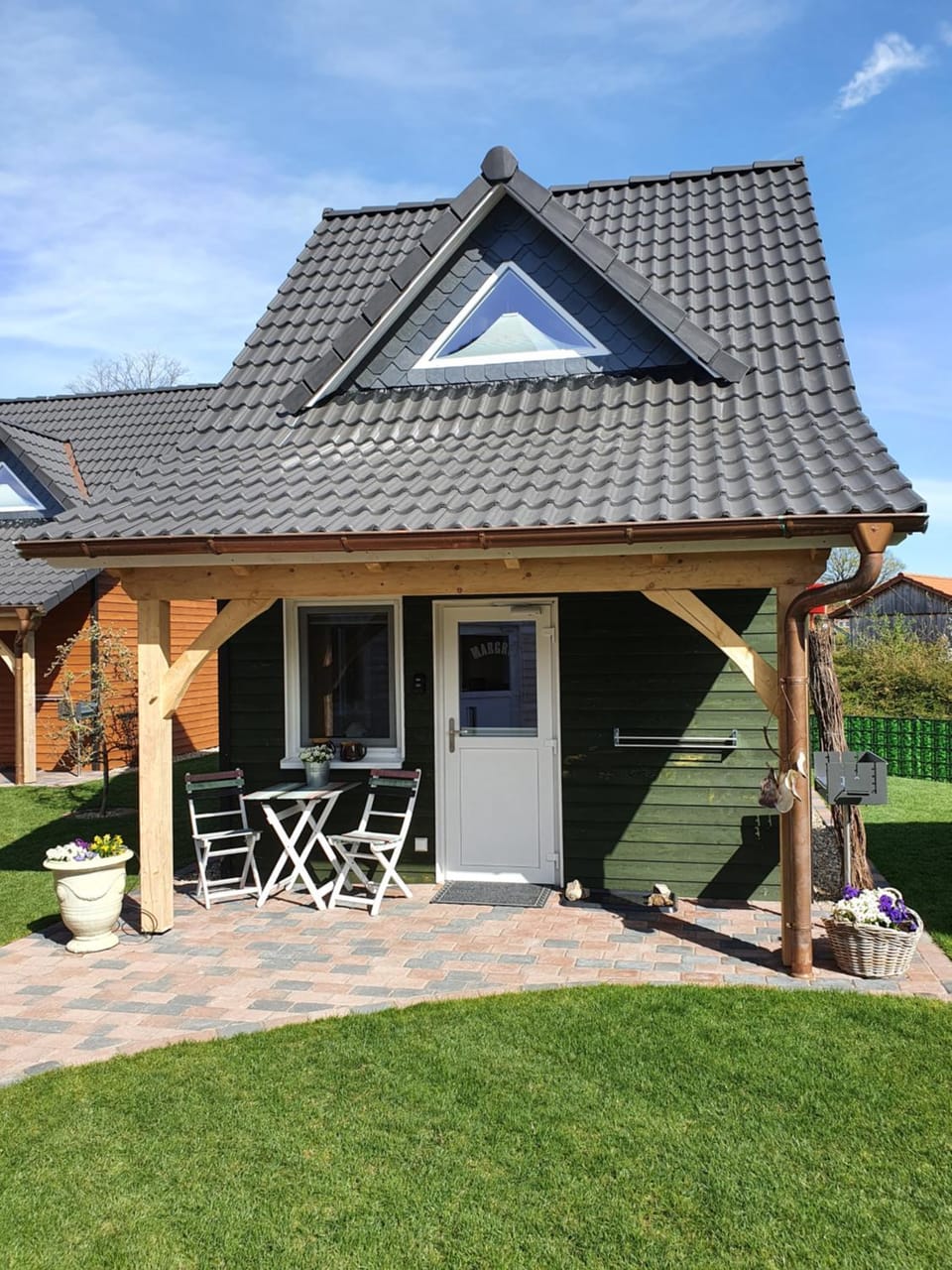 Property building, Spring, Garden view