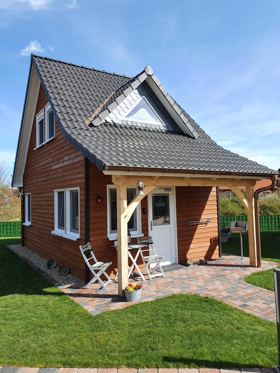 Property building, Spring, Garden view