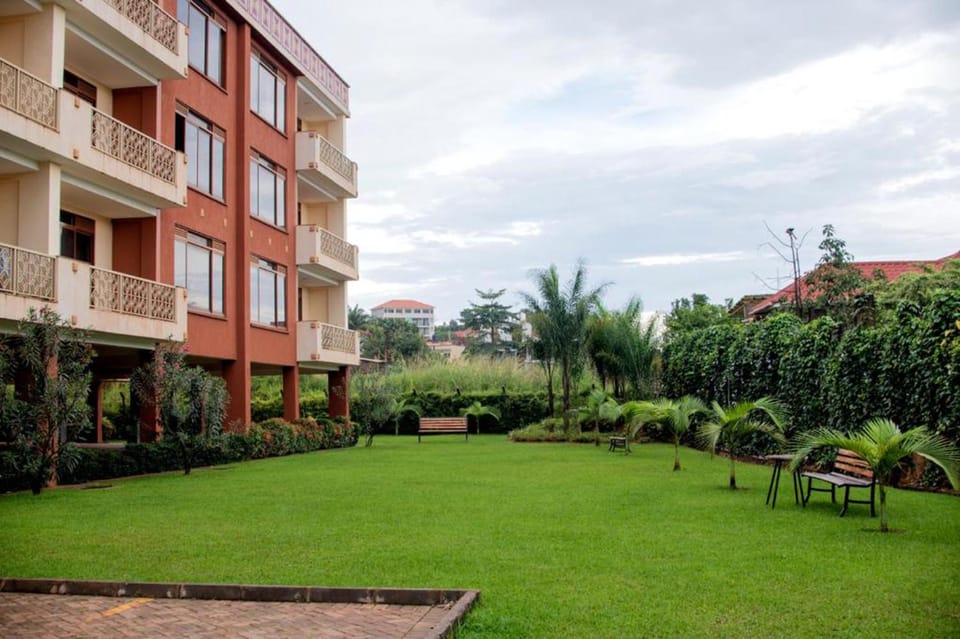 Property building, Day, Garden