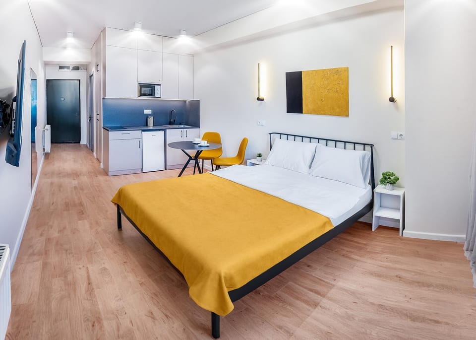 Bed, Photo of the whole room