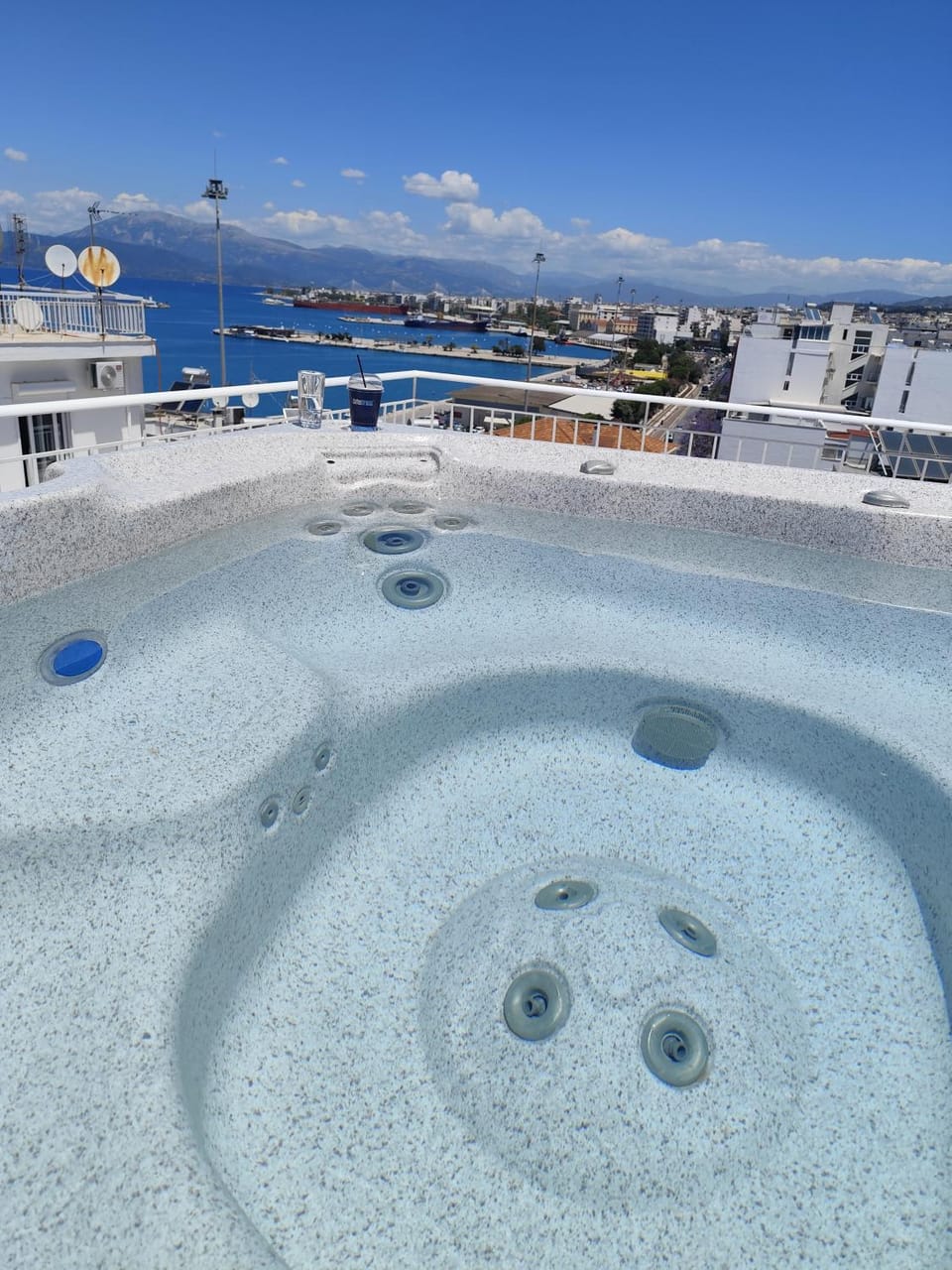 Vip penthouse patra Apartment in Peloponnese, Western Greece and the Ionian