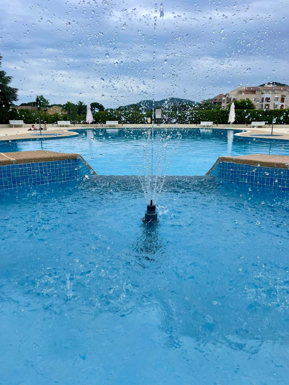 Swimming pool, Swimming pool
